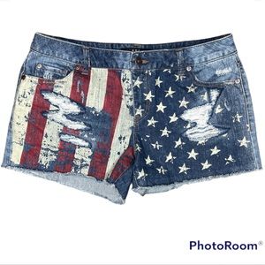 A.B.S.  Allen Schwartz Flag Distressed Jean Shorts Size 29